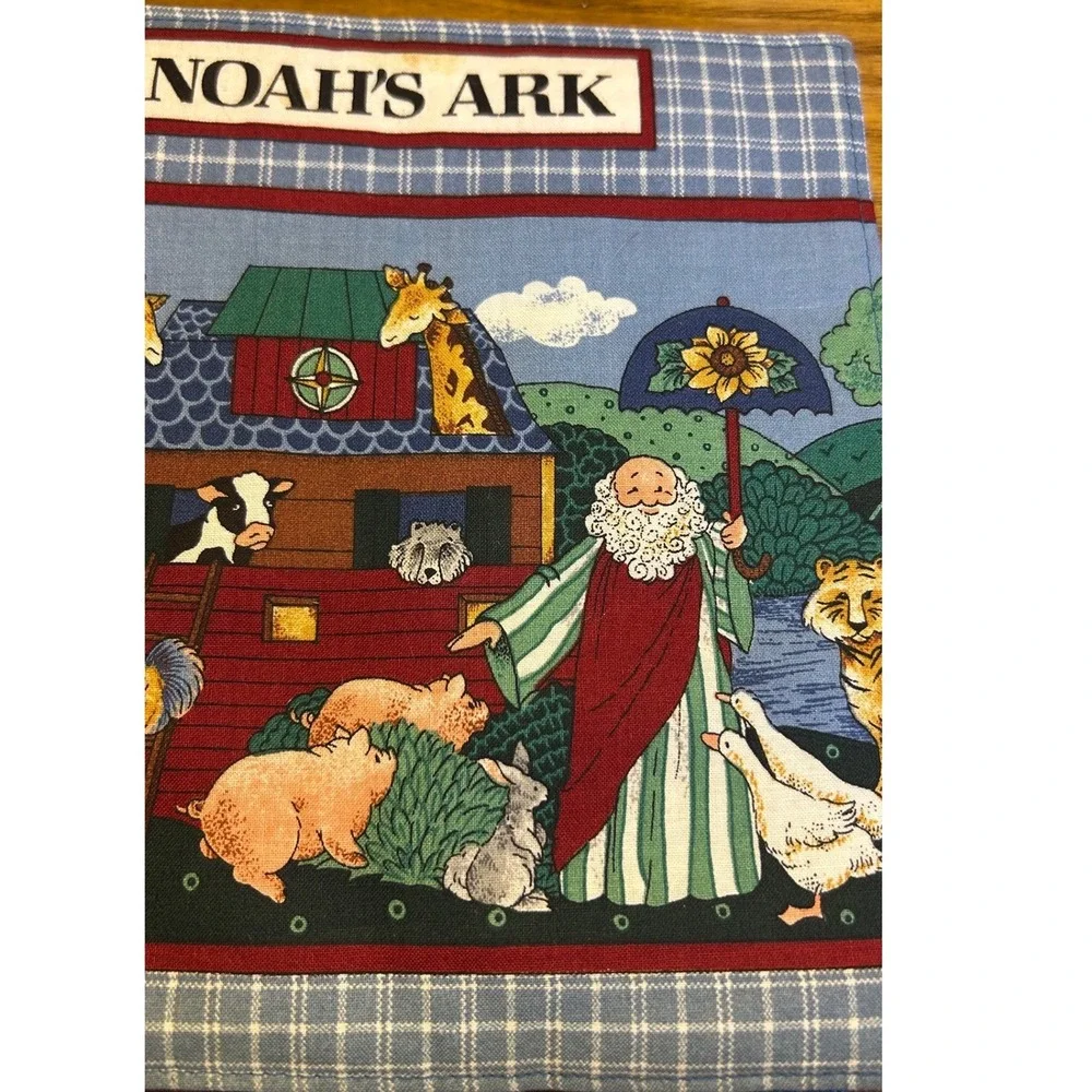 Vintage Noah's Ark Cloth Book Kids quilted bible Storybook‎